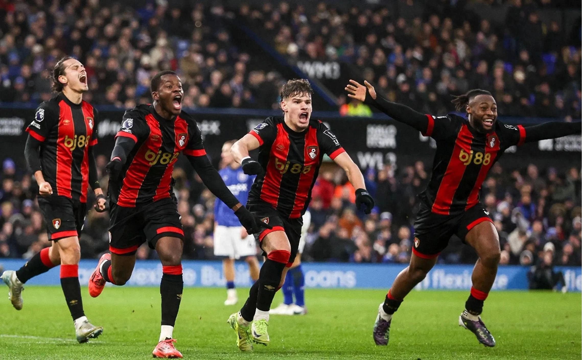 爱游戏娱乐-埃弗顿客场大胜伯恩茅斯，豪取三分的简单介绍