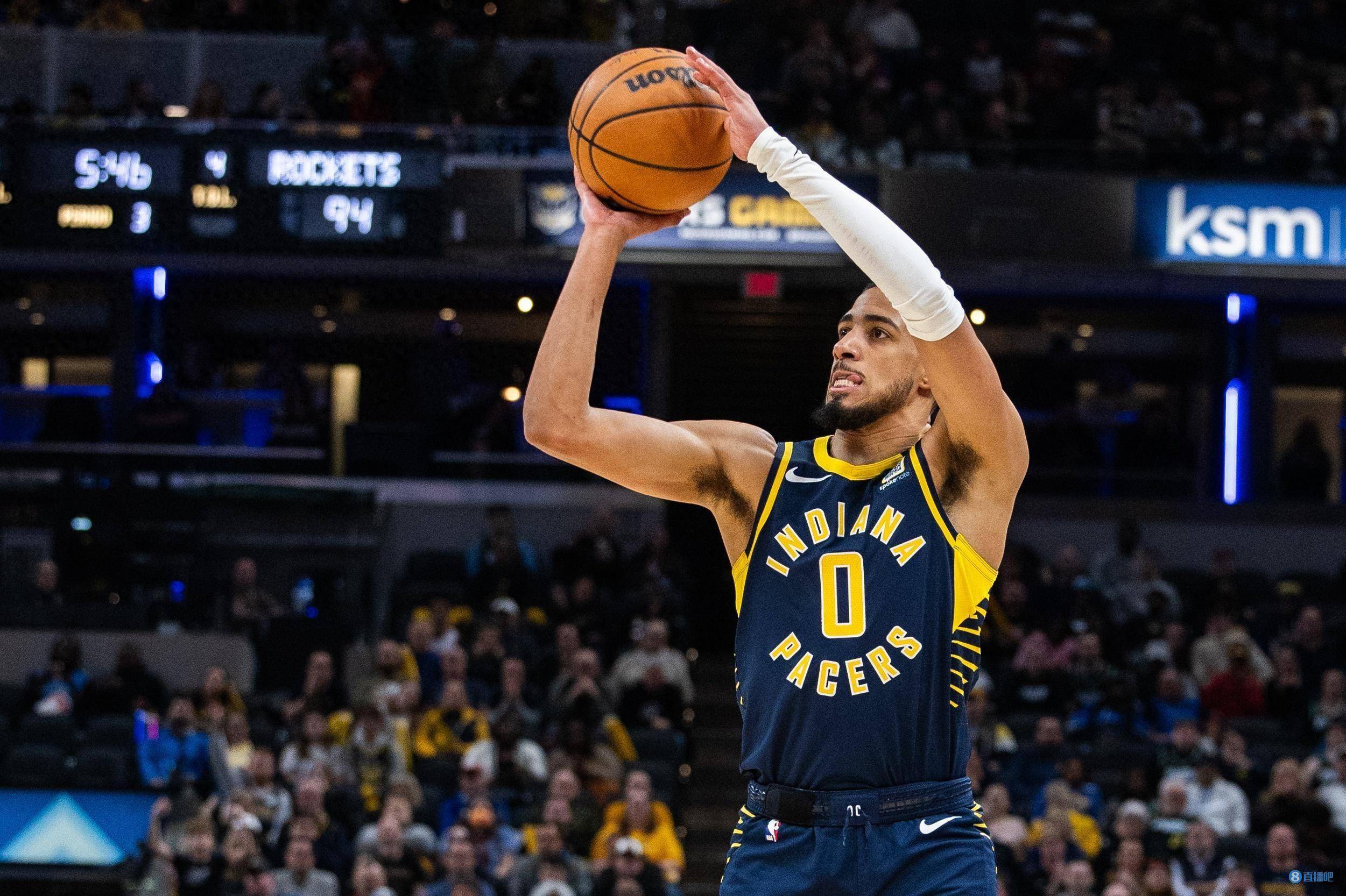 爱游戏在线-关于惊险绝杀，球员超神表现震撼全场！的信息