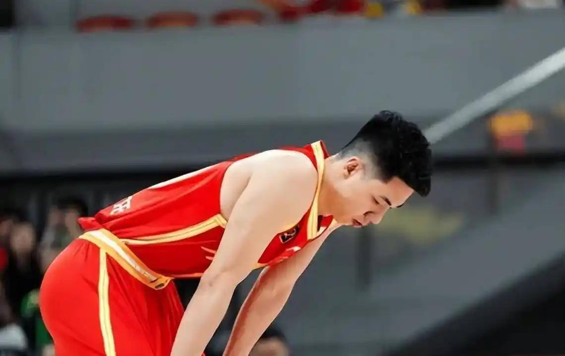 山西球员精准传球,为球队夺冠铺路的简单介绍 山西球员精准传球,为球队夺冠铺路的简单介绍