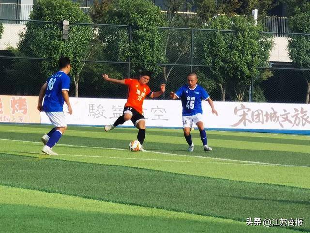 球队备战比赛拼尽全力,期待胜利 球队备战比赛拼尽全力,期待胜利