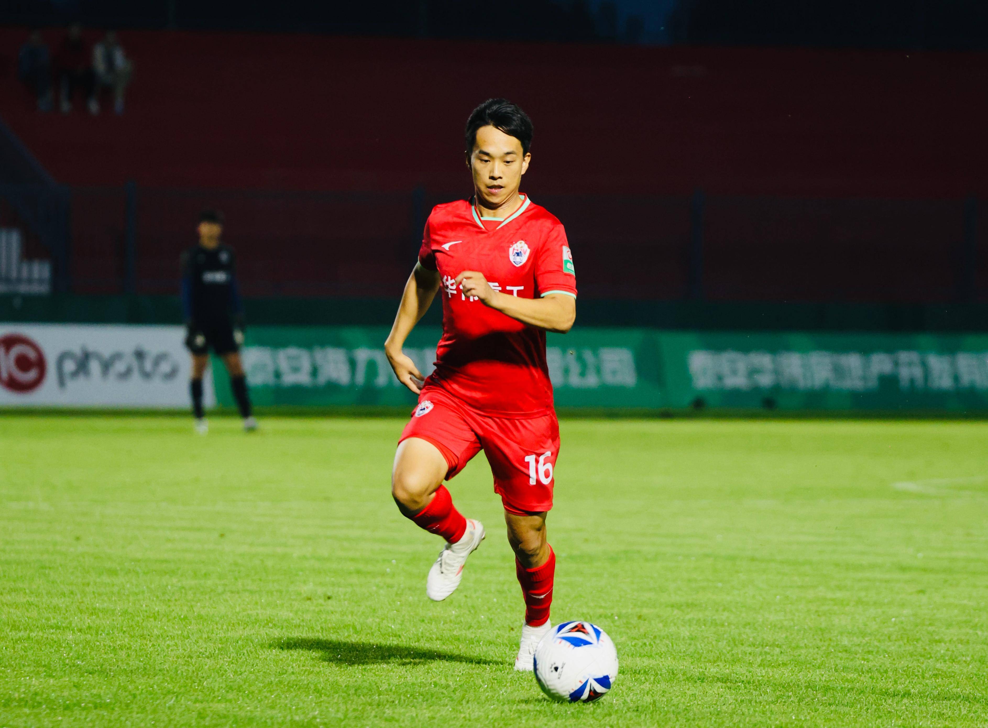 爱游戏中国-包含意外事件发生球队全力应对取得胜利的词条