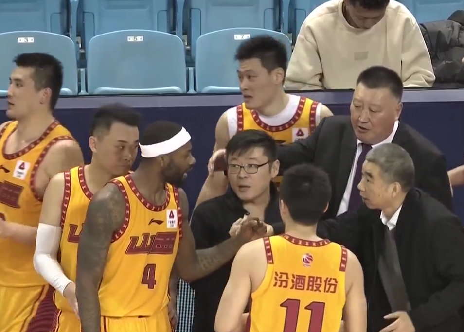 爱游戏官方入口-包含四川队翻盘福建队，易建联状态火热的词条