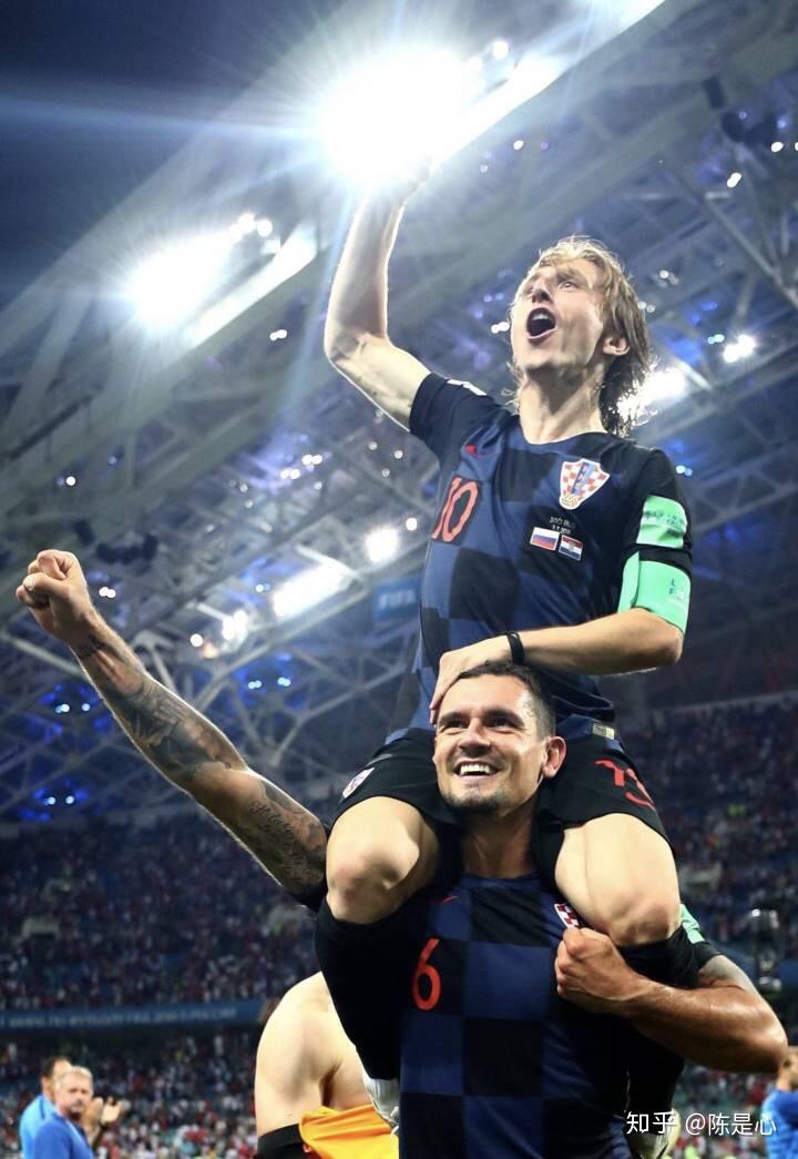 包含瑞士绝杀克罗地亚，孙兴慜惊艳四座的词条