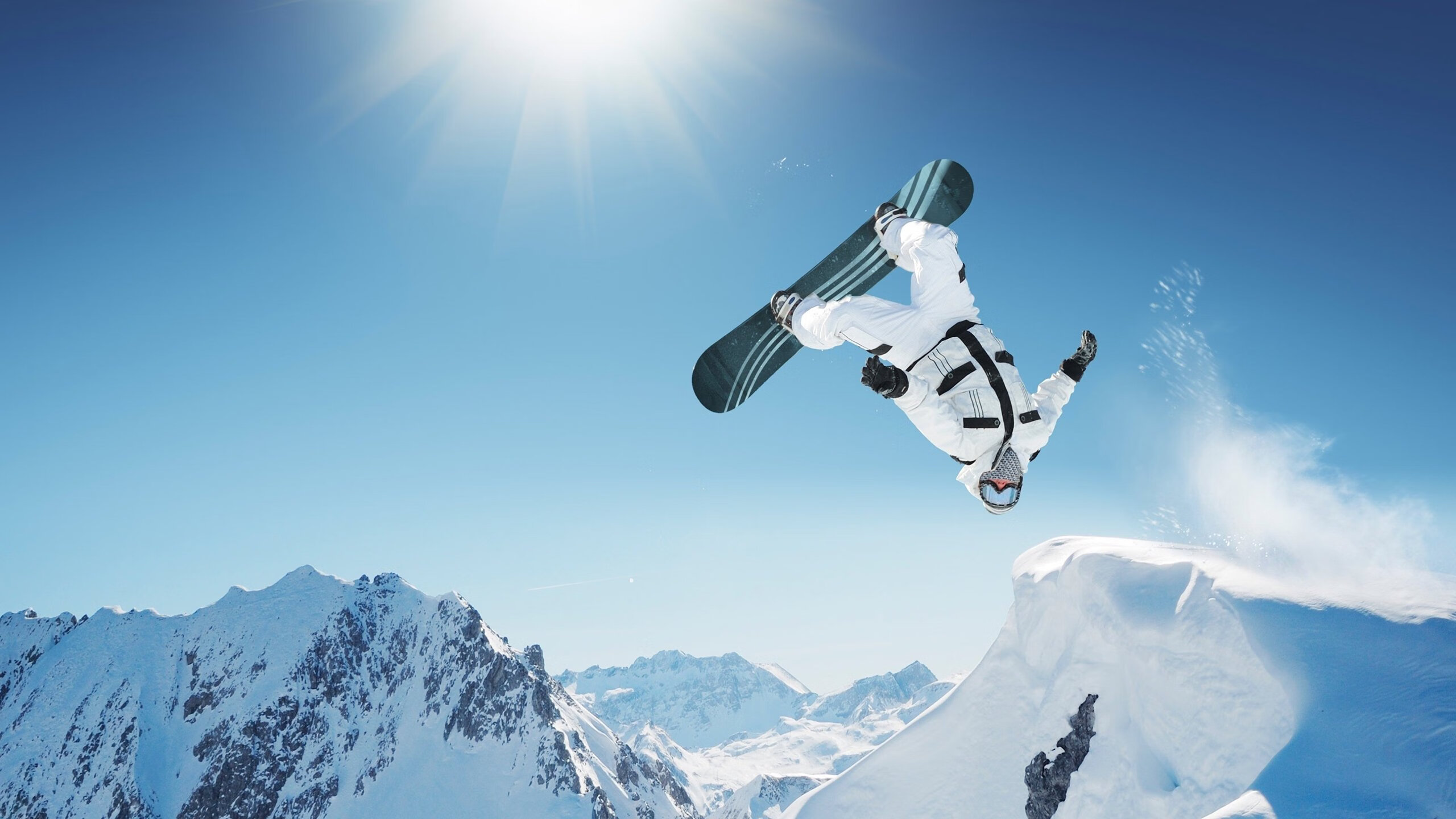 欧冠半决赛焦点战，巴黎圣日耳曼击败德国劲旅，书写新篇章